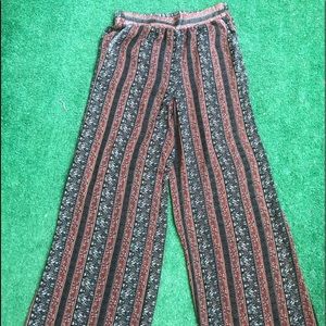 Bcbg maxazria chiffon pant